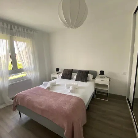 173a Amplio Moderno By R2r Consulting Апартаменты Хихон