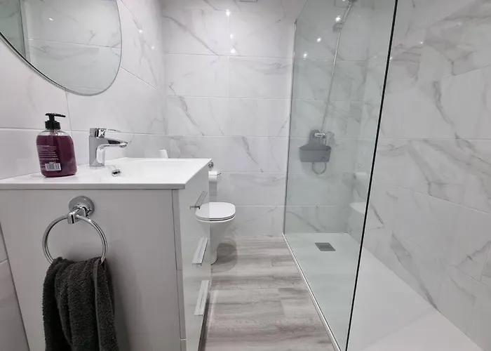 173a Amplio Moderno By R2r Consulting 公寓