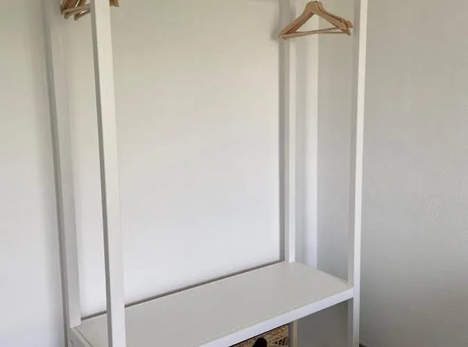 173a Amplio Moderno By R2r Consulting *